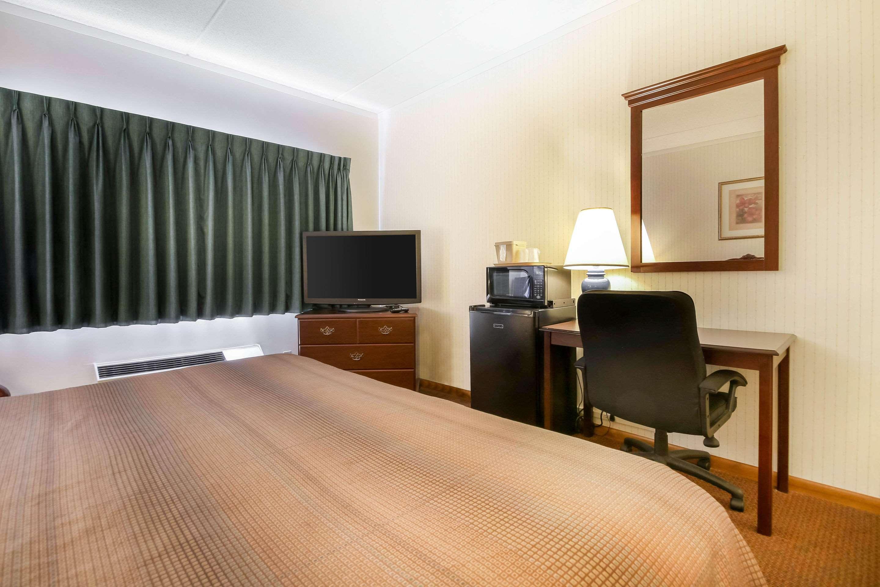 Comfort Inn & Suites Бівер-Дем Екстер'єр фото