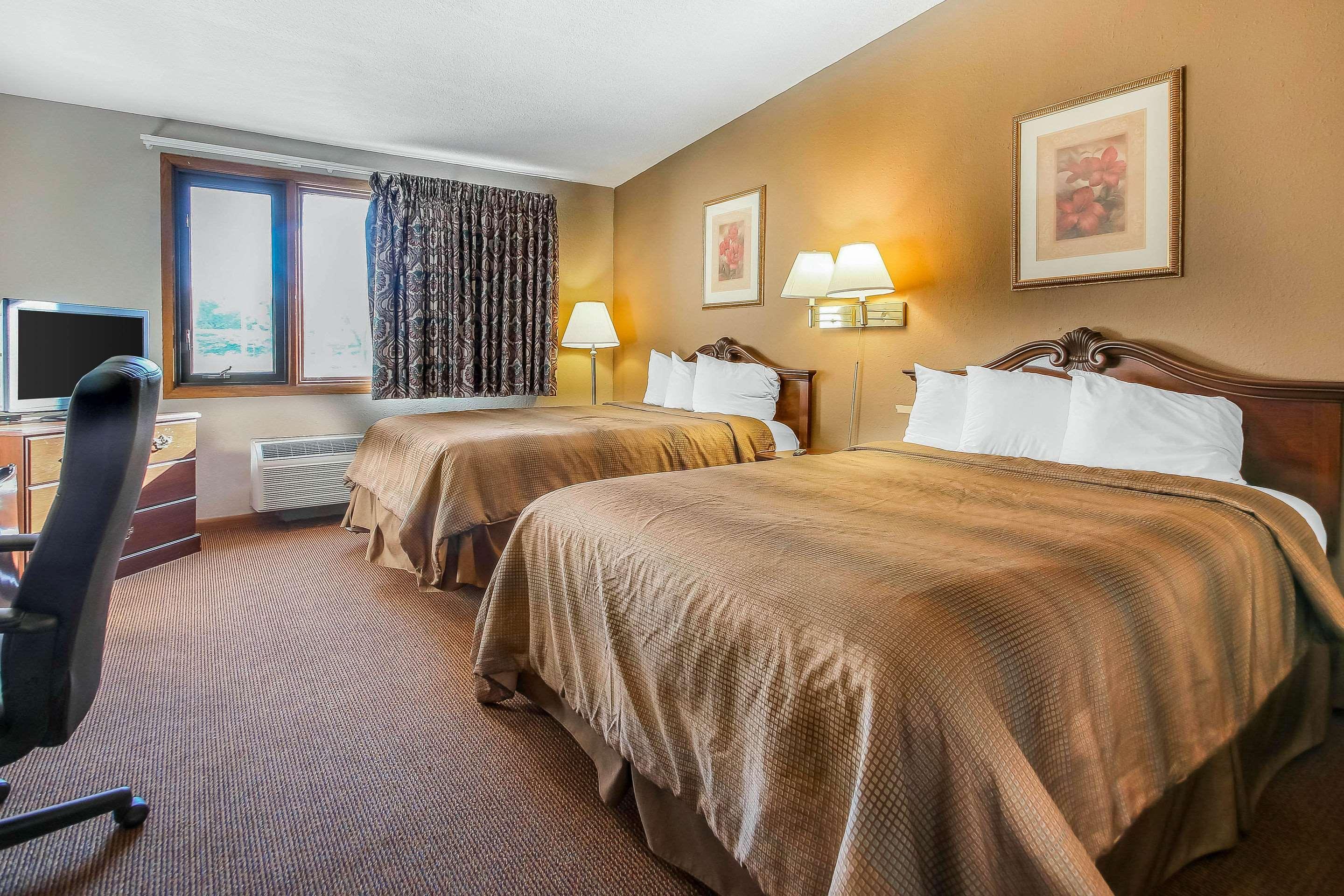 Comfort Inn & Suites Бівер-Дем Екстер'єр фото