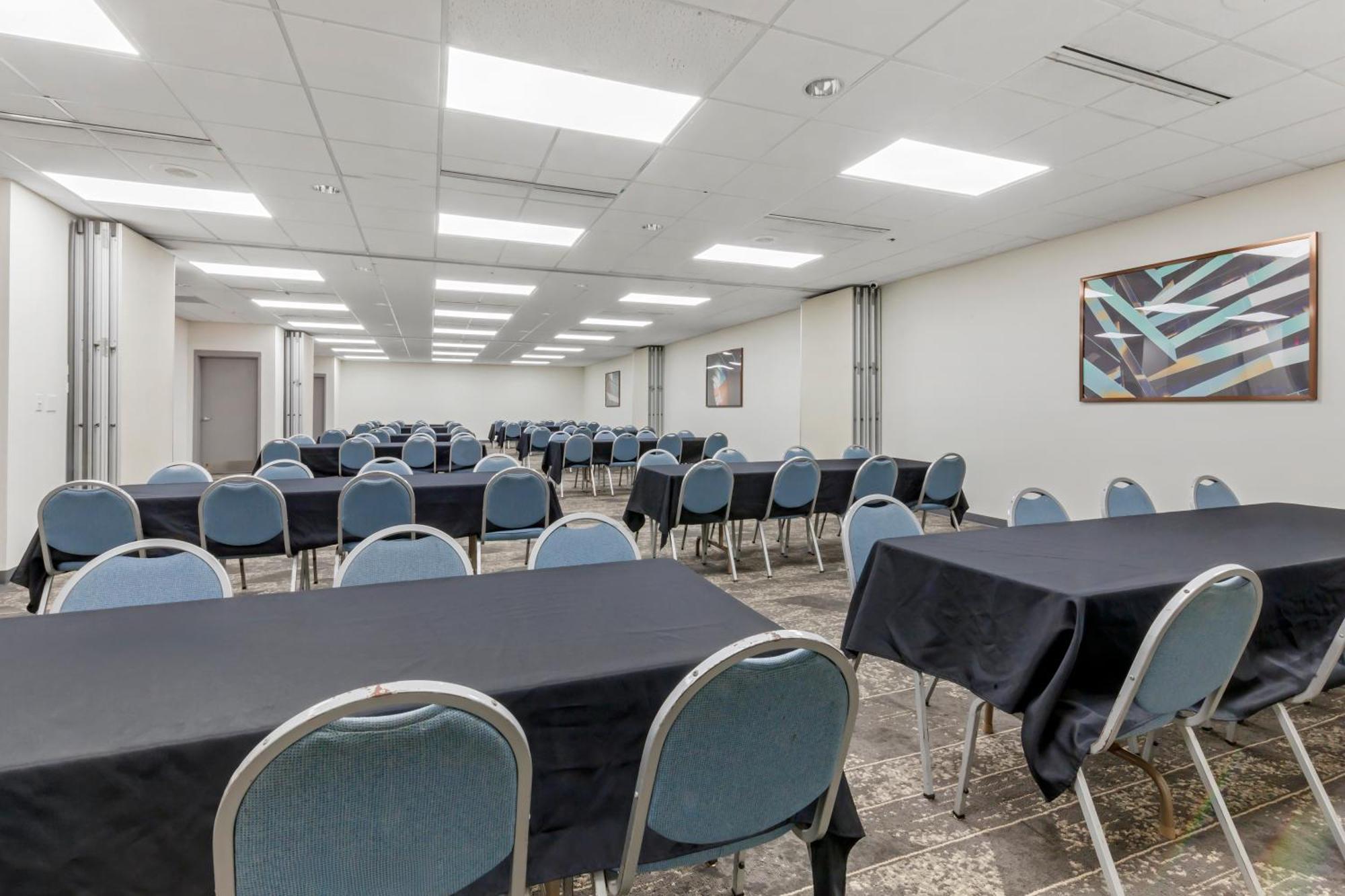 Comfort Inn & Suites Бівер-Дем Екстер'єр фото